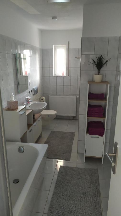 4* Ferienwohnung Neukirchen Im Erzgebirge Adorf/Erzgeb Luaran gambar
