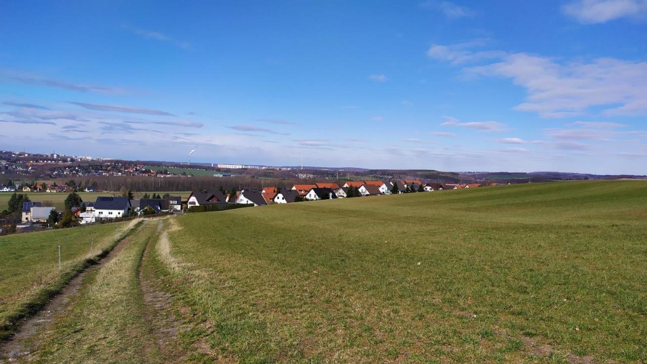 4* Ferienwohnung Neukirchen Im Erzgebirge Adorf/Erzgeb Luaran gambar